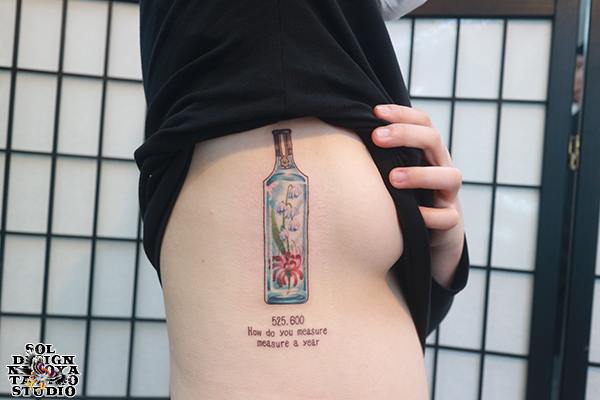 名古屋　タトゥー　女性